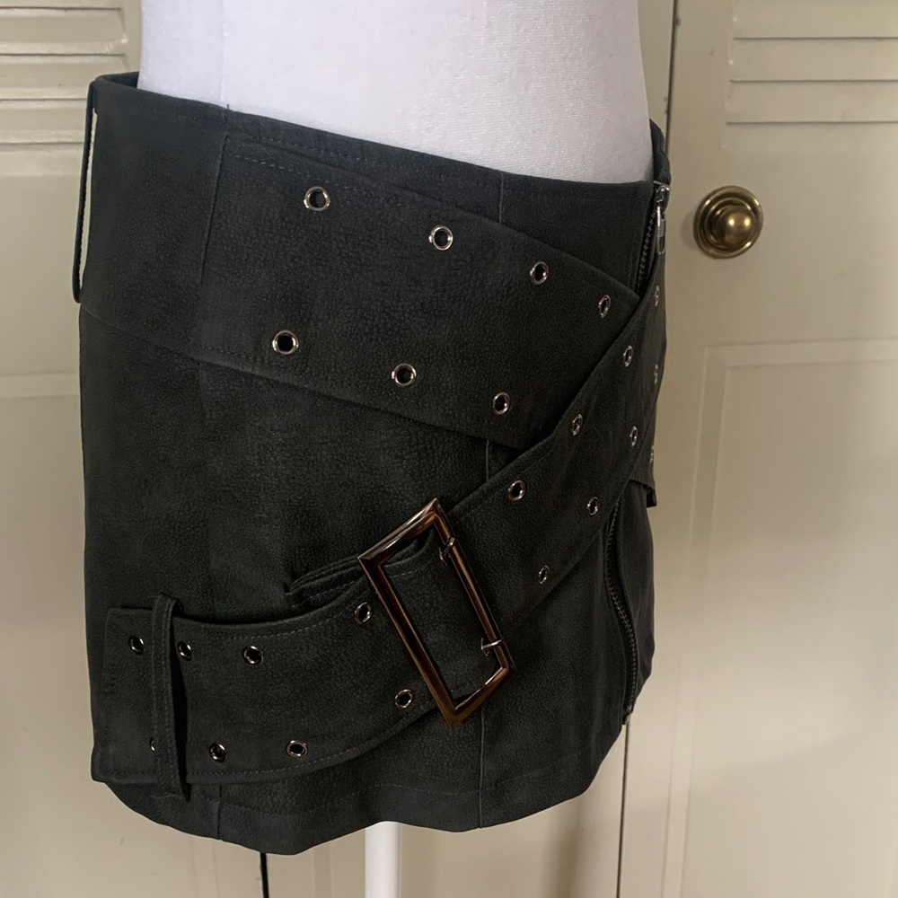 Black Eyelet-Trim Suede Mini Skirt with Buckle Straps - Picture 2 of 3